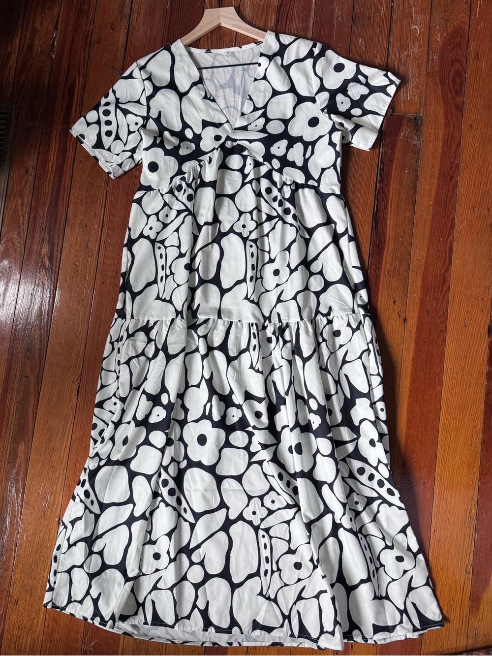 Black & White Floral Tiered Midi Dress